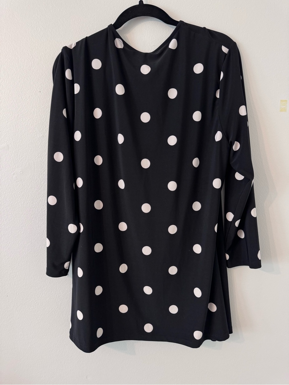 Anne Klein Printed Faux Wrap Top - Picture 3 of 8